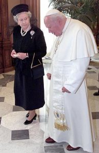 Britain's Queen Elizabeth II and Pope John Paul II meet at the Vatican Tuesday, Oct. 17, 2000. The British Royals, on a four-day official visit to Italy, after seeing the Pope, are scheduled to visit the Sistine Chapel, inside the Vatican. The Queen first met the pope on a previous visit to the Vatican in 1980. (AP Photo/Alessandro Bianchi, Pool)