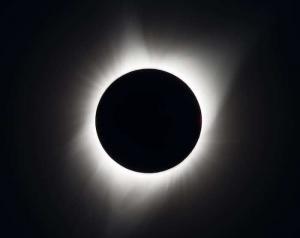 Read more about the article A Solar Eclipse Creates a Corona -The More You Know
