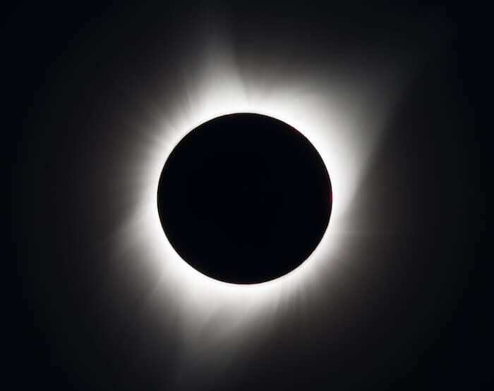 You are currently viewing A Solar Eclipse Creates a Corona -The More You Know